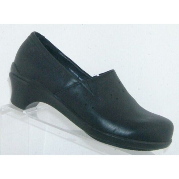 Aravon Shoes Aravon Combination Last Black Leather Floral Slip On